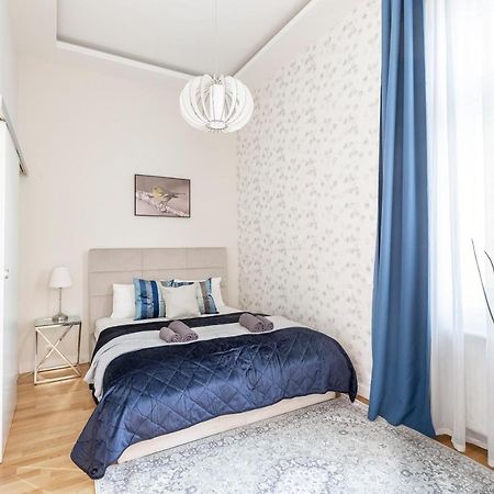 Luxury Quentin Apartment 3 Bedrm, 2 Bathrm Budapesta Exterior foto