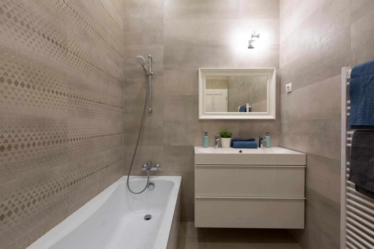 Luxury Quentin Apartment 3 Bedrm, 2 Bathrm Budapesta Exterior foto