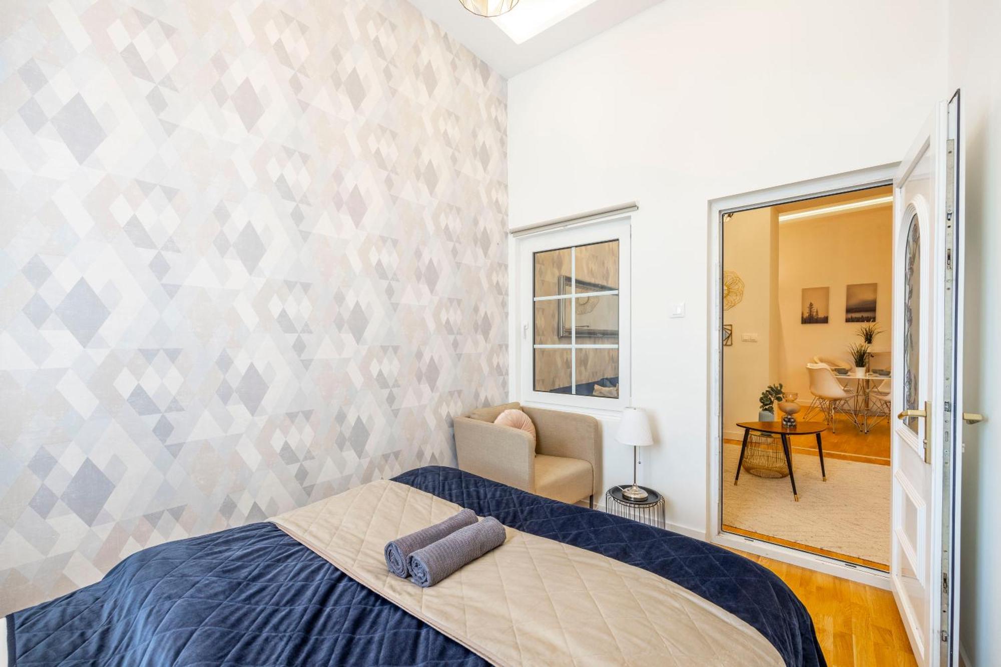 Luxury Quentin Apartment 3 Bedrm, 2 Bathrm Budapesta Exterior foto