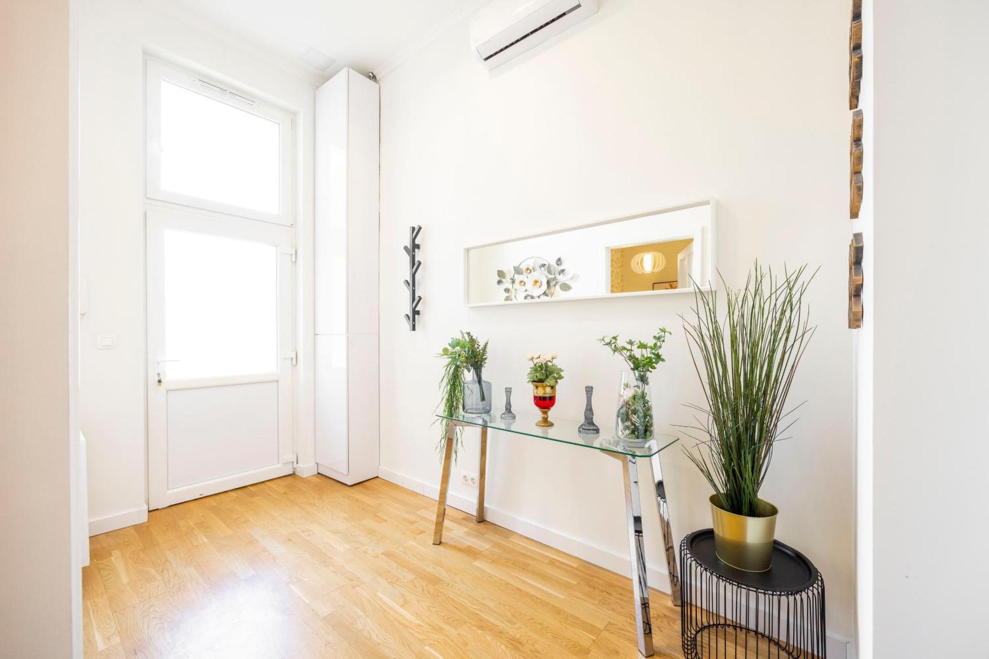 Luxury Quentin Apartment 3 Bedrm, 2 Bathrm Budapesta Exterior foto
